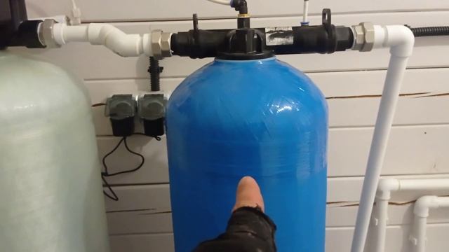 Безкомпрессорная система очистки воды из трех баллонов с эжектором смотреть онлайн