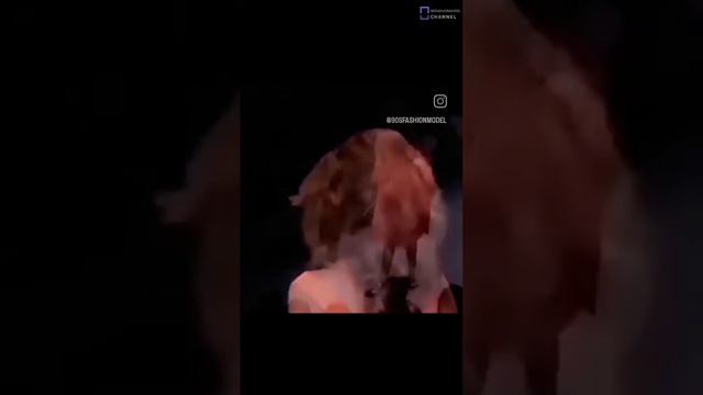 90S SUPERMODEL : BRIDGET HALL смотреть онлайн