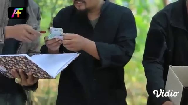 DEMI KEMBARAN WINDAH BASUDARA GUA RELA NONTON FILM GRAPIK 2 BIT ! смотреть онлайн