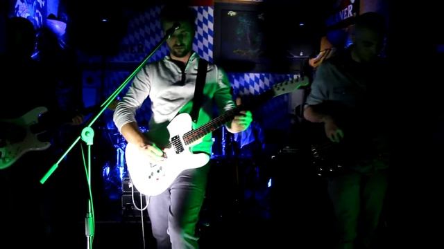 Ride Straight - Brothers In Arms смотреть онлайн