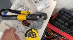 Как правильно подключать несколько АКБ к гибридному инвертору? #deye Строим СЭС в Одессе Солар Коло