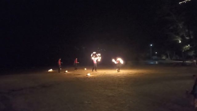 Thong Nai Pan Yai Beach вечером – Merry Christmas, огненное шоу, прогулка до 7 eleven и блинщик