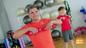 Зарядка с гантелями: укрепляем мышцы. Доброе утро. Фрагмент выпуска от 18.02.2025