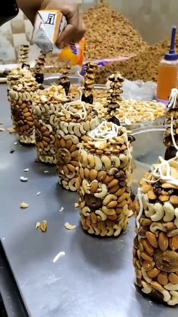 precious Pakistani dry fruits juice 😋😋 with alot of almond cashew #short #food #youtubeshorts смотреть онлайн