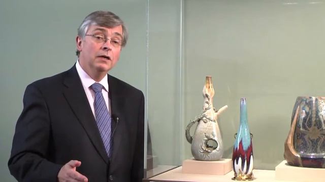 New on View: White Porcelain Iris Bud Vase смотреть онлайн