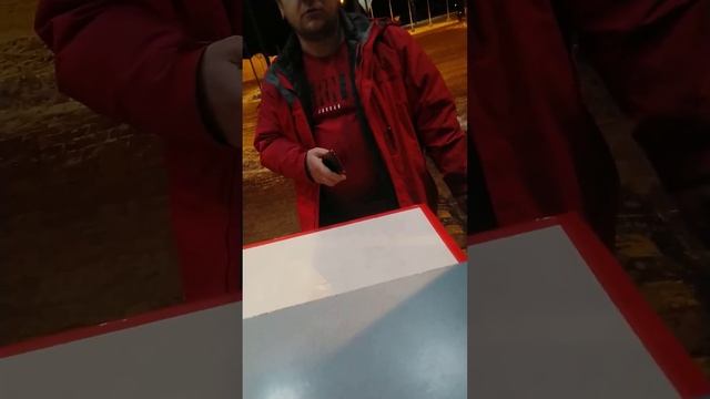 НЕАДЕКВАТНЫЙ ГОСТЬ В БУРГЕР КИНГ #yutubeshorts #youtubevideos #BURGERKING #неадекватныйгость #2024 смотреть онлайн