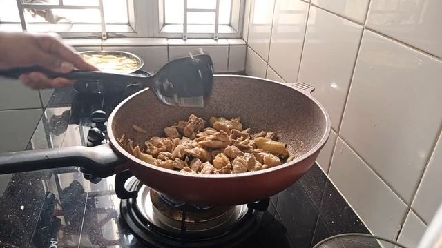 Chicken and meat soup with papaya ripe a bit смотреть онлайн