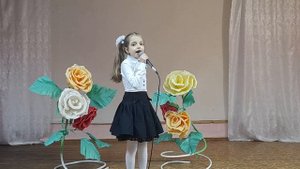 песня "Дружба с букварём", поет Тулинова Мария.