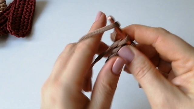 Эластичный набор петель крючком...Теперь донышко для сумки будет без дырочек...