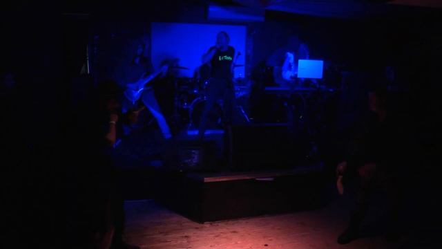 Её Тень - Студеные дела (Halloween 2016) смотреть онлайн