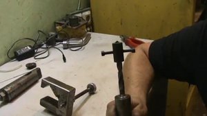 Простые токарные упоры