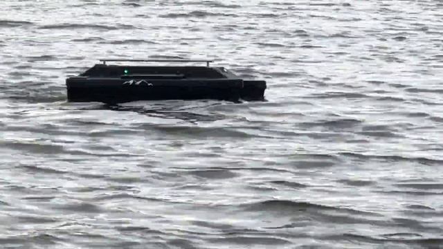 Лодка за захранка CARP MOJO MK1 3S, 31 Ah смотреть онлайн