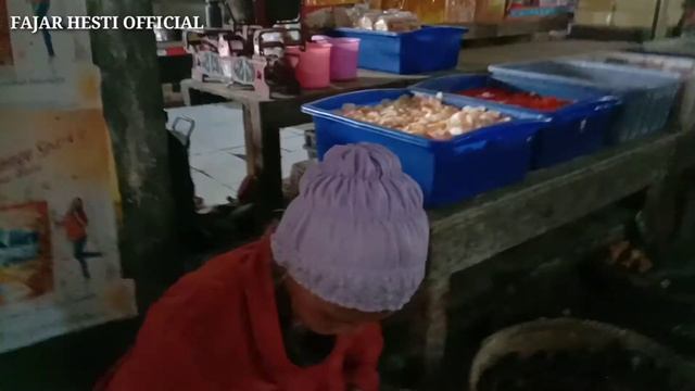 MBAH SUM 75 TAHUN | PEDAGANG KECIL | PURWOREJO смотреть онлайн
