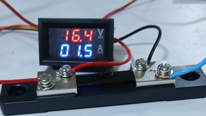 Цифровой вольтметр 100 V и амперметр 50 A из ОЗОНа.