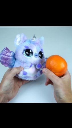 Что ест маленький ЕДИНОРОГ Хэтчималс? Hatchimals Alive.