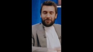 Улаш Туна Астепе в кадре и за кадром