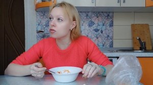 Борщец с чесночком: мясо мясу рознь. Мукбанг.