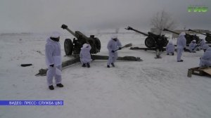 Артиллеристы ЦВО провели тренировку по запуску салюта в честь Дня защитника Отечества в Самаре