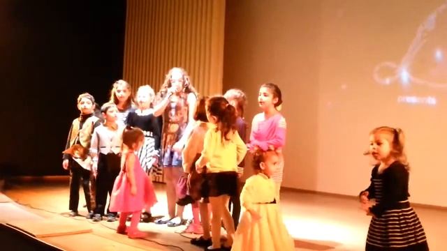 Lidushik & children - Yerg em horinel (Stiki) - Live in Tallinn смотреть онлайн