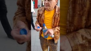 Саратов. Проспект Кирова. Вован. Лёня - козёл.