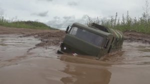 Буханка против Камаза на бездорожье!