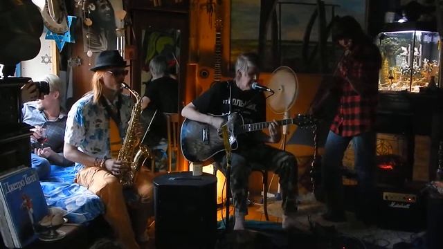 БГ ВЫХОД "Пионеры" смотреть онлайн