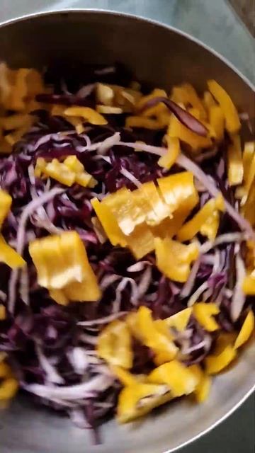 ПИКАНТНЫМИ ДОЛЖНЫ БЫТЬ капуста, соус и пепперони #зож #здоровоепитаниеэтовкусно смотреть онлайн