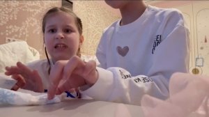 Пробуем кислые конфеты!/ A-Melia