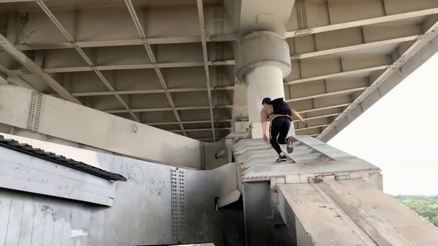 Зазеркалье или привет настоящему из мнимого прошлого | Ссыкуны на ВГ | Ностальгия атакует смотреть онлайн