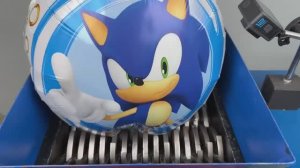 Измельчающая эластичную игрушечную фигурку ЕЖИКА СОНИКА!