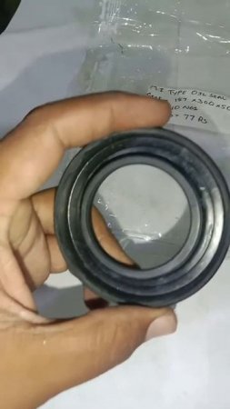 M.I TYPE RUBBER OIL SEAL                      SIZE=187x300x50        RATE PER NOS=77 Rs