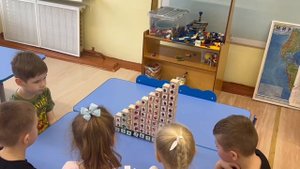 Занятия в ср. и подг.группах - Числовая лесенка