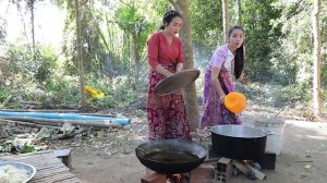 Yummy cooking chicken leg crispy with tomato sauce and rice recipe in my village