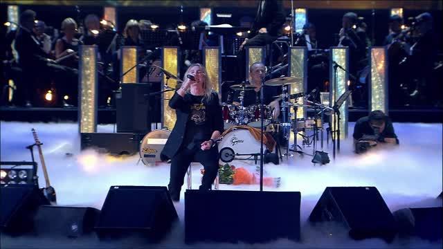 Александр Иванов и группа «Рондо» — «Я постелю тебе под ноги небо» (LIVE, Кремль, 2011)