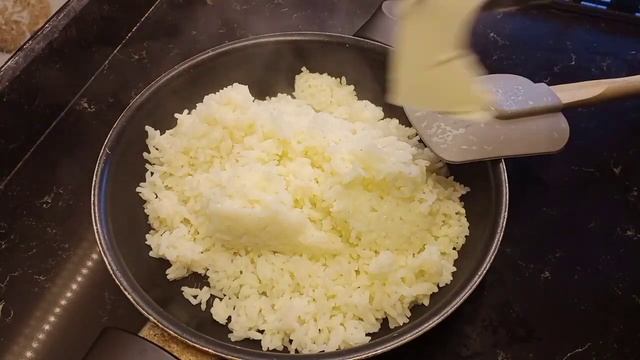 pişmeyen pirinçleriniz bu yöntemle tane tane oluyor/süzme pirinç pilavı смотреть онлайн