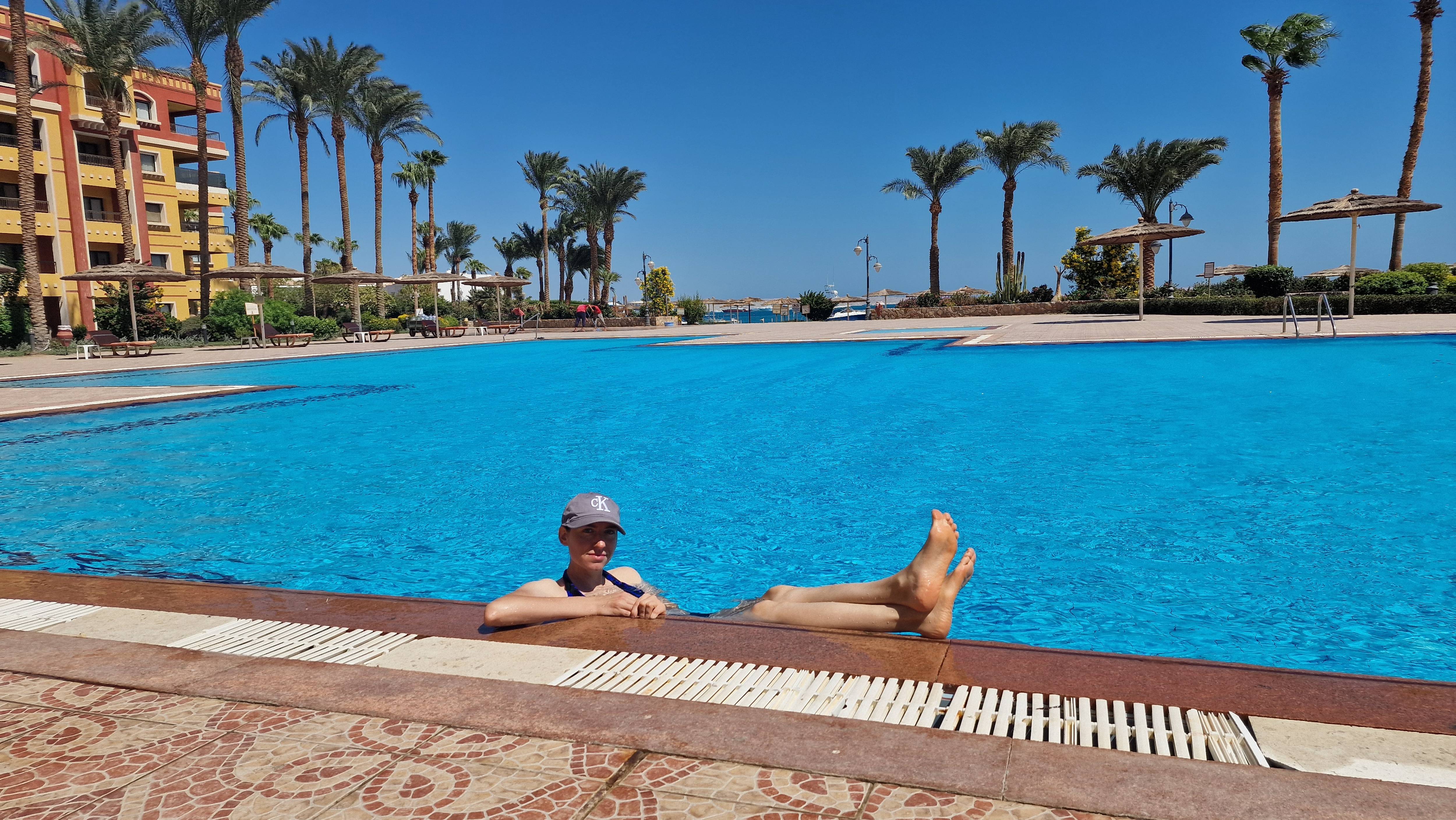 Где живем в Египте. Обзор VIP компаунда Эспланада. Сколько сейчас стоят продукты в Египте смотреть онлайн