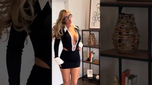 Marie Walks _ Modeling Secretary Outfit 👩🏼💻