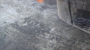 Замена лампочки ближнего света на Скании