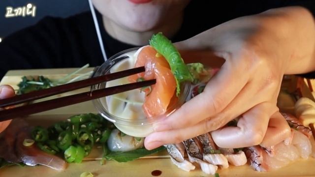 ASMR GIANT OYSTER, RAW FISH SEAFOOD 🌝 대왕굴, 고등어회, 방어회, 도미회, 연어회 등 숙성회 리얼사운드 먹방 Mukbang Eating show