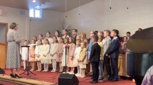 Лежат предо мною дороги пути …(дети)