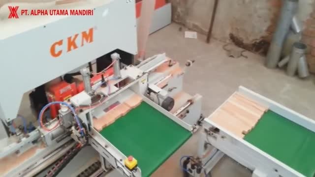 Автоматическая линия  CKM FL 03 для сращивания древесины по длине из короткомерных ламелей и брусков