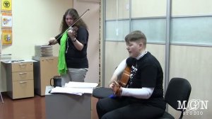 Мэган и Хельга Птица