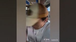 Alex._.lon  "Видео о которых бесит каждых" ВИДЕО ИЗ ТИК ТОКА ☝️люблю каждых своих подпишиков🥰