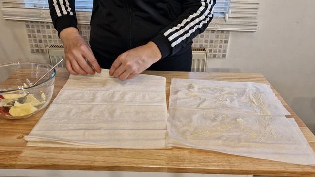 ТИКВЕНИК С МЕД, ОРЕХИ, КАНЕЛА, ЗАХАР И МАСЛО смотреть онлайн