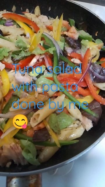 Tuna salad with pasta , by Me 😉 смотреть онлайн