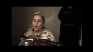 РОВЗАН  ХАМУРЗАЕВА  с песней  'ХЬАЙ  НАНА ЕЛХИ АХЬ'