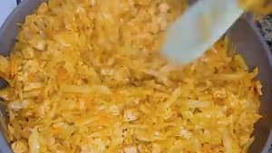 Вкусная Тушеная капуста на сковороде с мясом. Рецепты из капусты