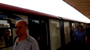 Самый современный поезд в Московском метро на станции Выхино