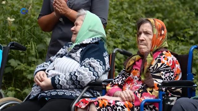 В Петрозаводском доме-интернате для ветеранов состоялся концерт «Ромашковое лето»