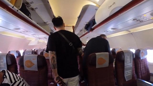 THE NEWEST CUTEST AIRPORT IN THE WORLD SAI -BKK (PART 1) смотреть онлайн